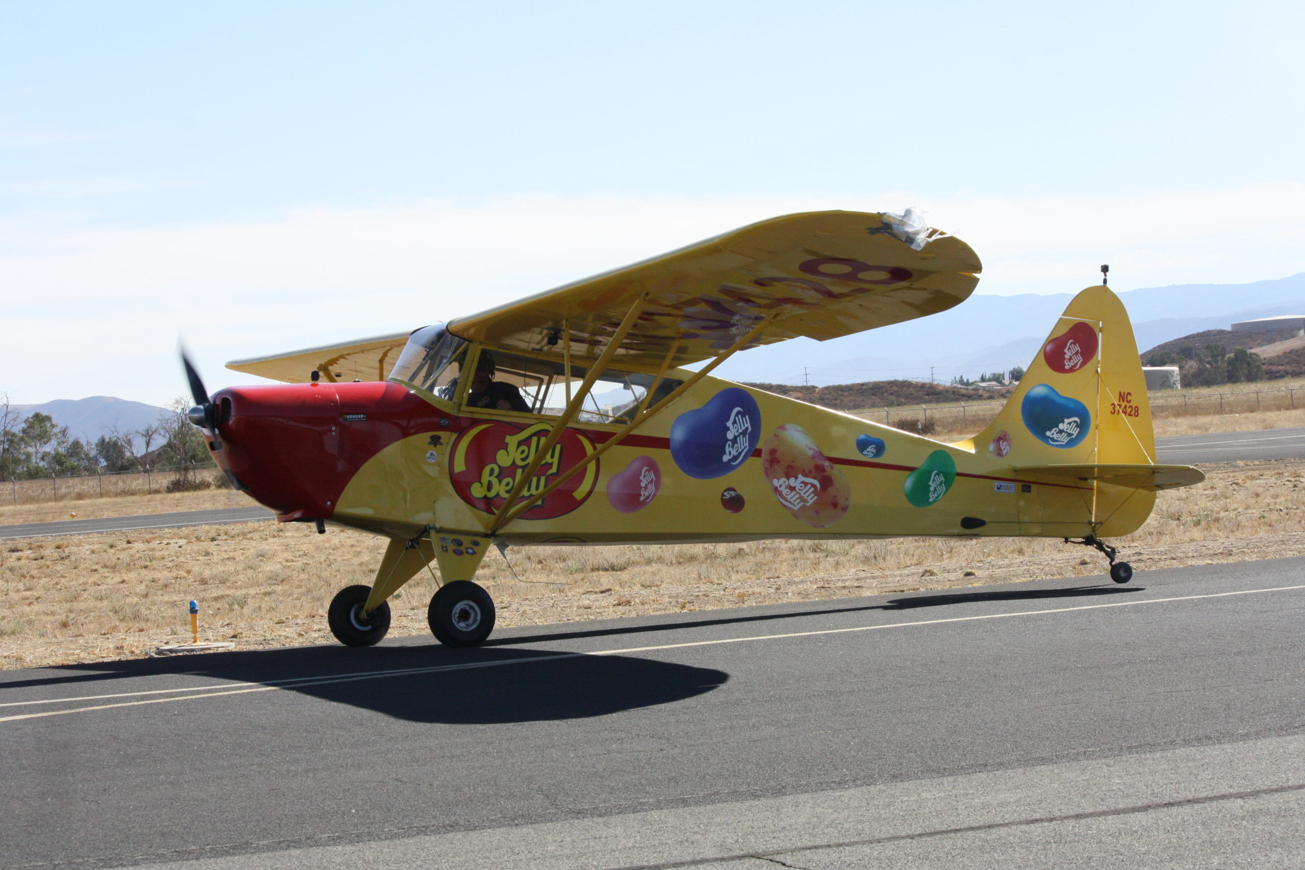 French Valley Airshow: Here Comes the Clown